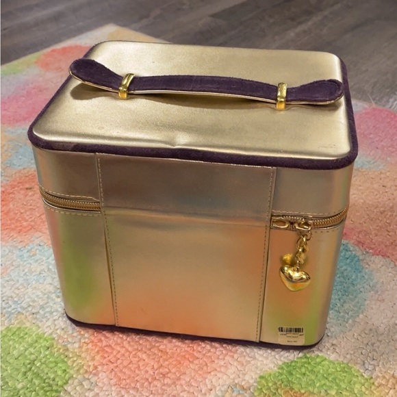 Victoria’s Secret Vintage Gold Purple Love Spell Makeup Cosmetics Case w/ Tags - Picture 3 of 4